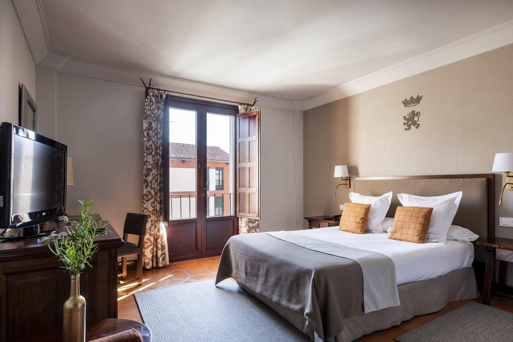 Parador De Авила Экстерьер фото