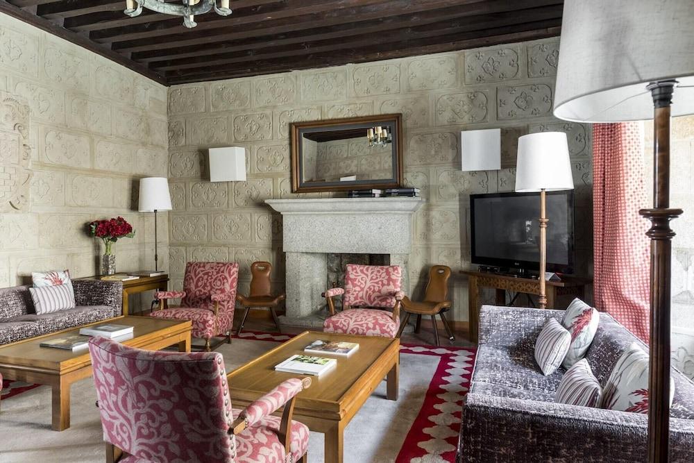 Parador De Авила Экстерьер фото
